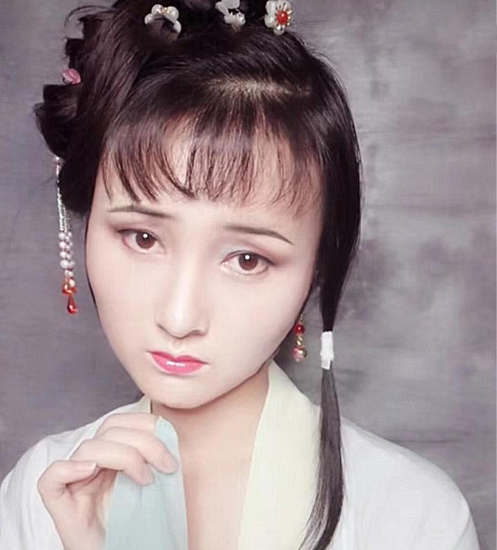 小姐姐仿妆"林黛玉",开头:别来毁我林妹妹,结局:气质刚刚好