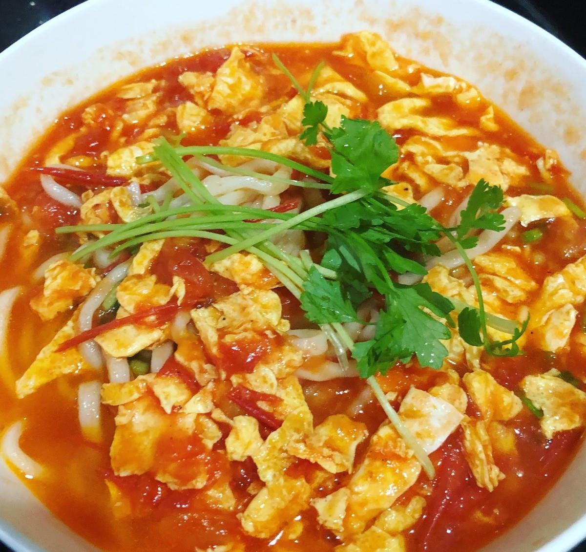 今天中午吃什么吃西红柿打卤面