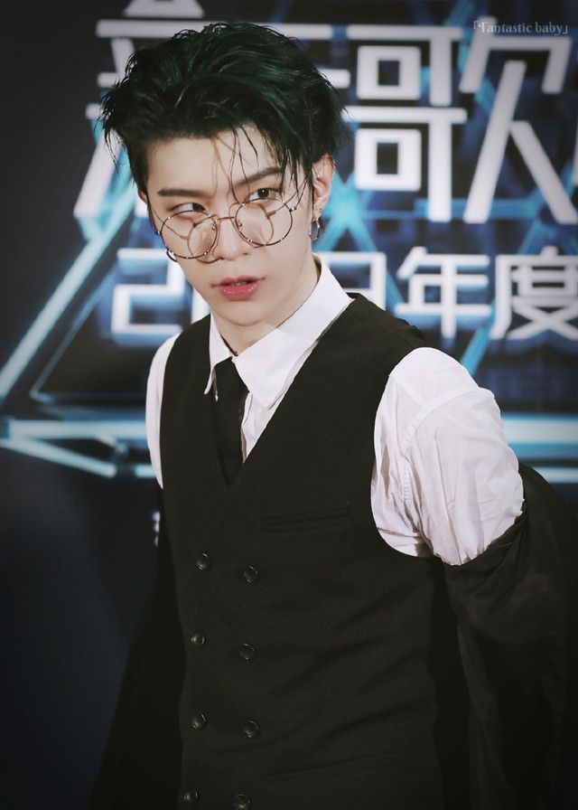 范丞丞|大背头|金丝_新浪新闻