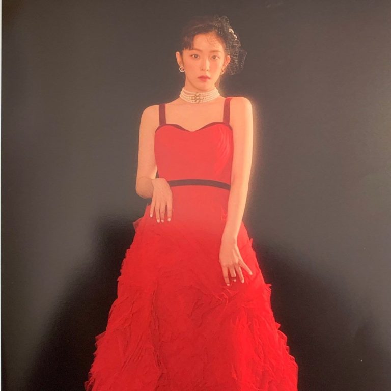 Red Velvet裴珠泫看起来像一个华丽的女神