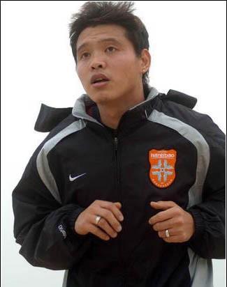 时至今日,张效瑞启蒙教师,天津体校教练高复祥在谈起这名爱徒时,颇为