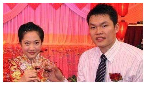 朱芳雨32岁前妻现状图片
