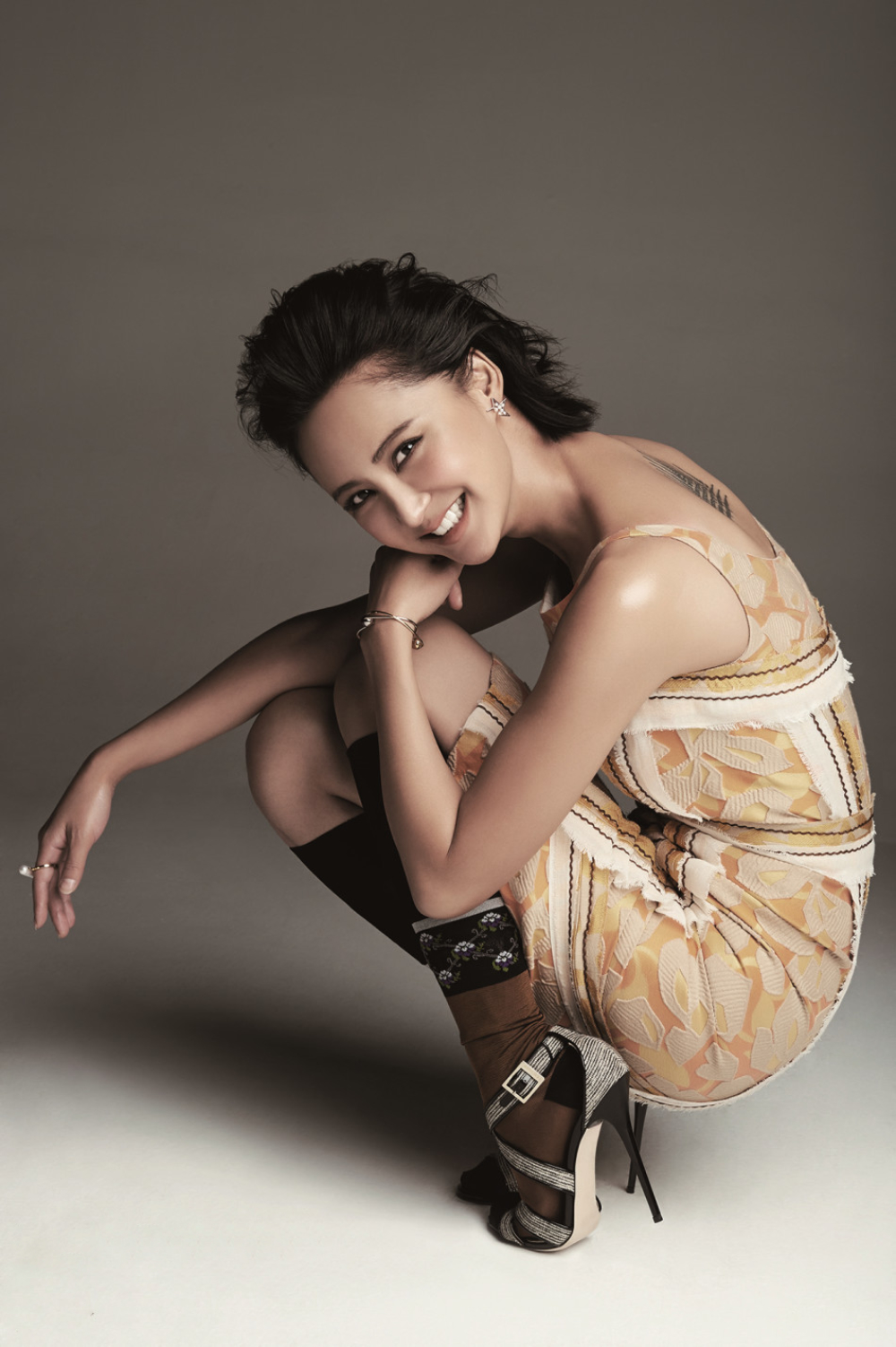 女星张歆艺的哪个部位最美?