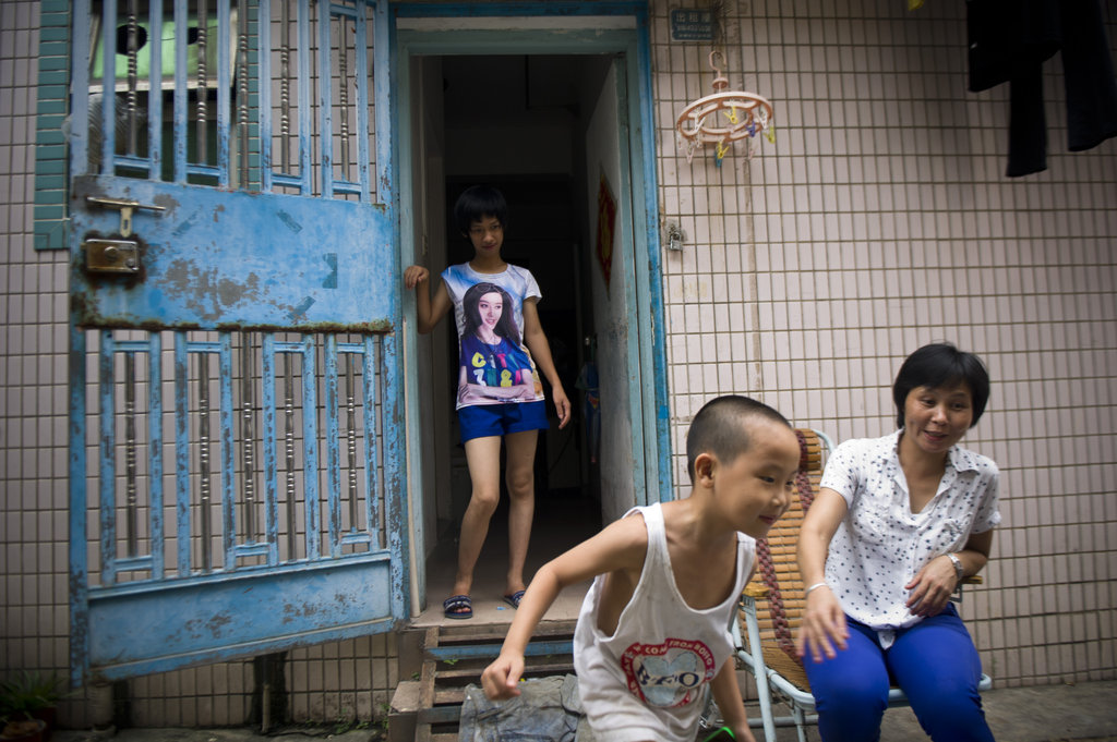 直击镜头下双性人的尴尬生活性别模糊内心痛苦