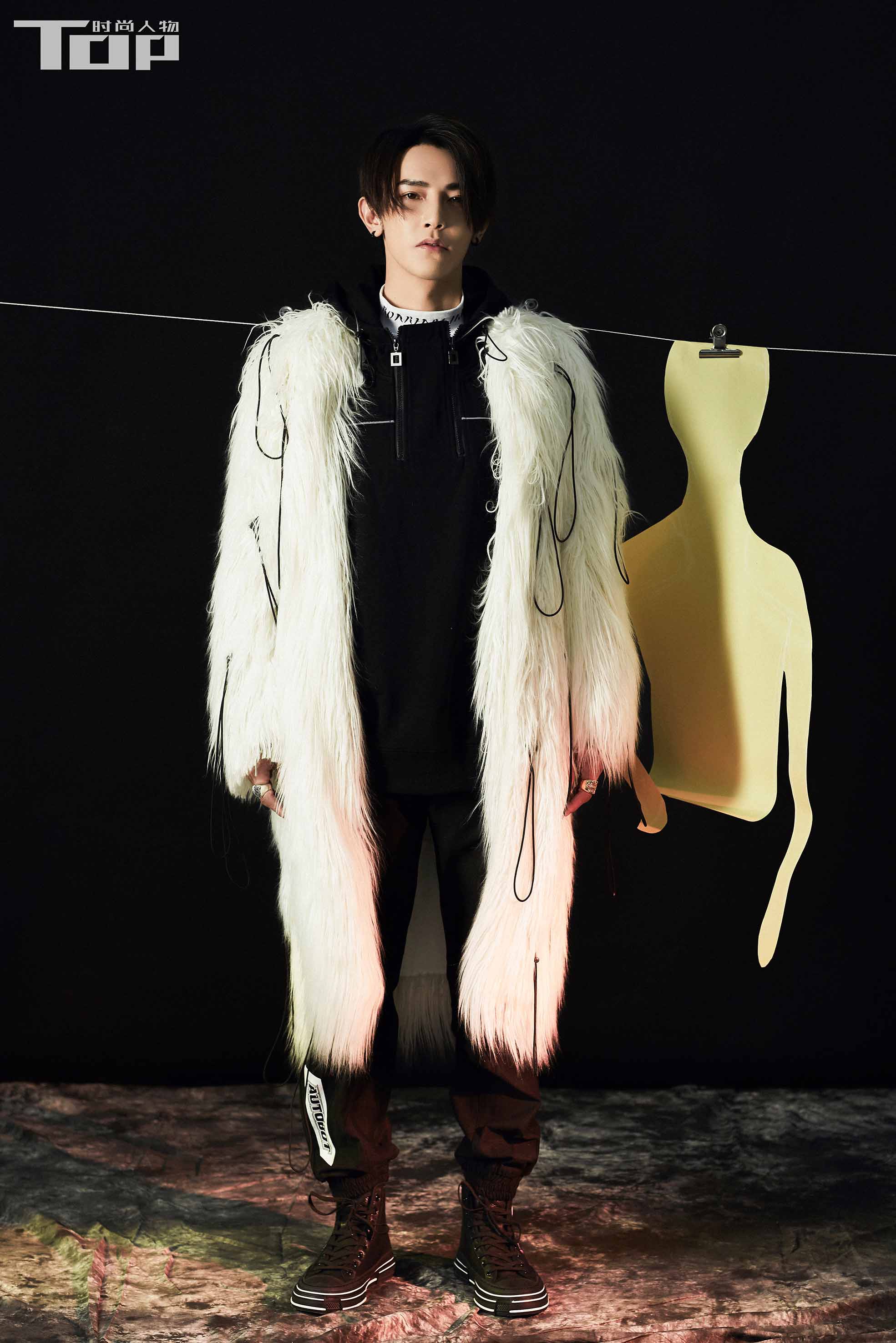 汪东城初春写真曝光  色彩单品夺目致敬春日生