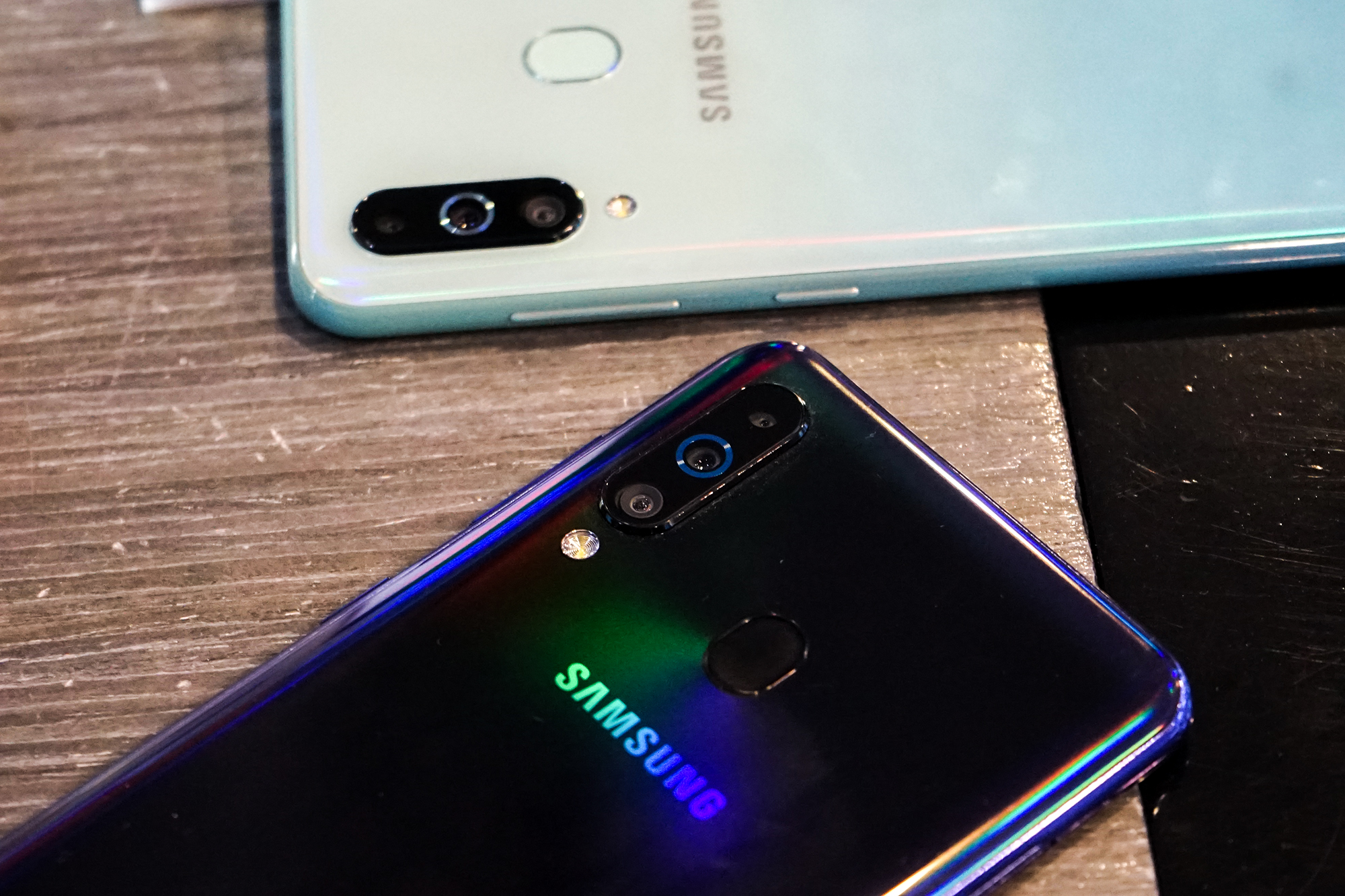 三星a60初上手1499价格之上我却看到了s10的影子