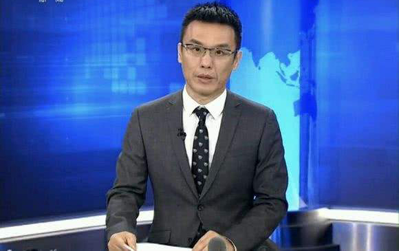 事业正红时,跳槽互联网公司任副总裁|央视|正红|主持人_新浪新闻