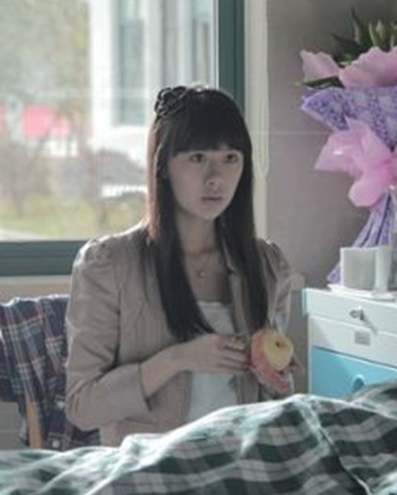 还记得铠甲勇士的女主角马灵灵吗跳起艺术体操的她仙气十足