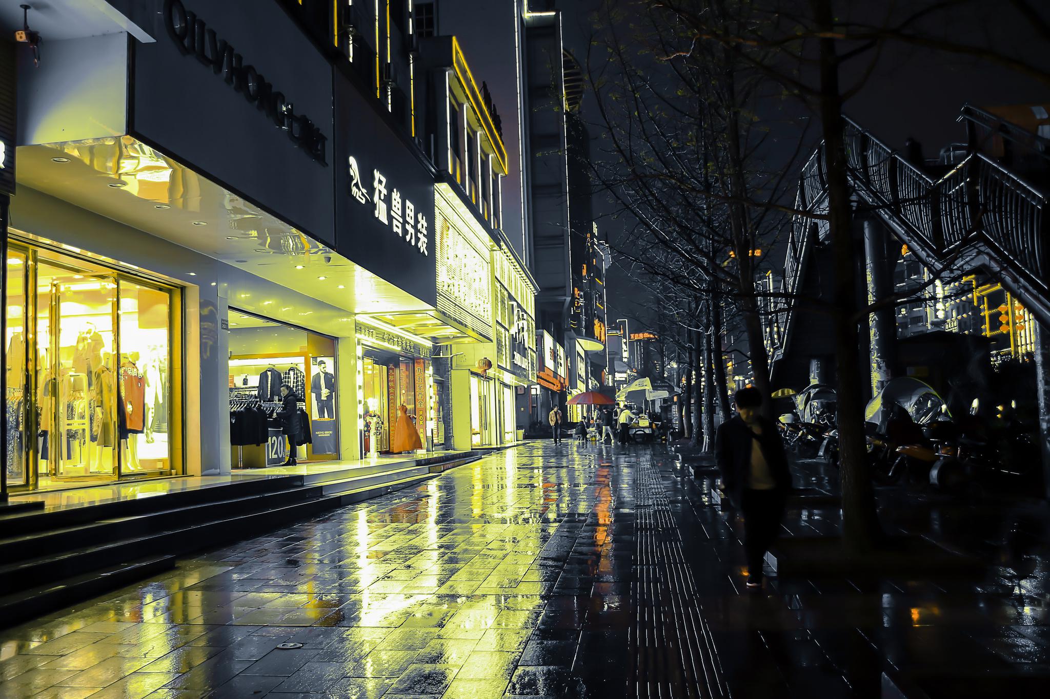 雨夜寂寞的街|风雨|街道|雨夜_新浪网