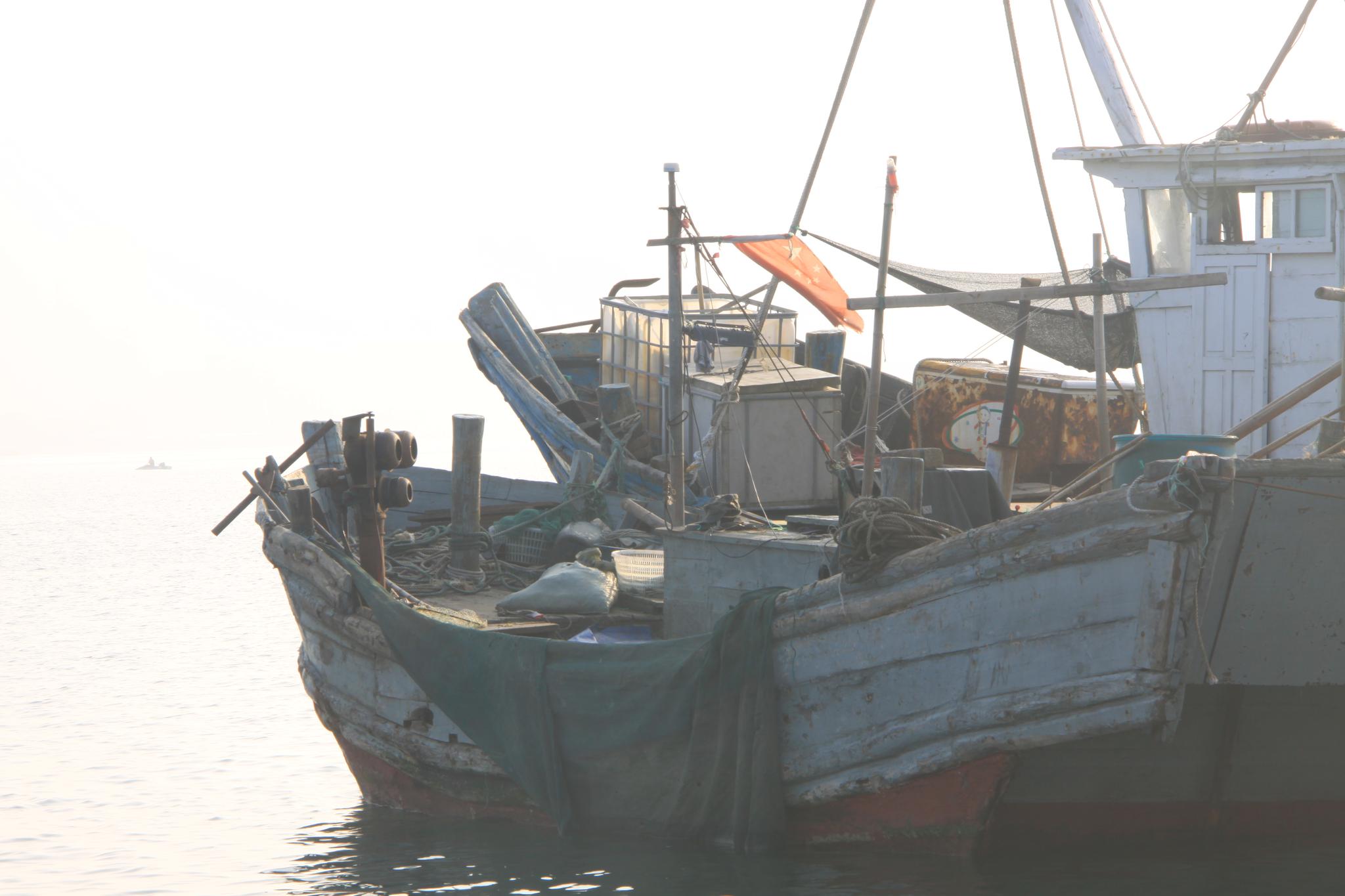 停泊的渔船