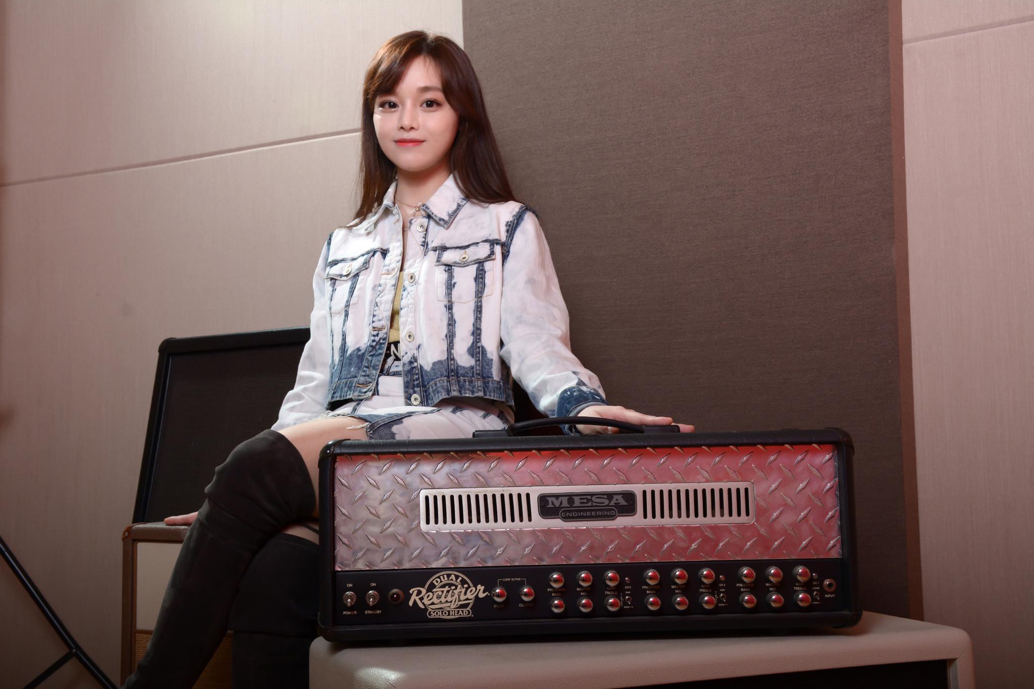 黄霄云演绎原创歌曲《打开》 温暖歌声讲述追梦故事