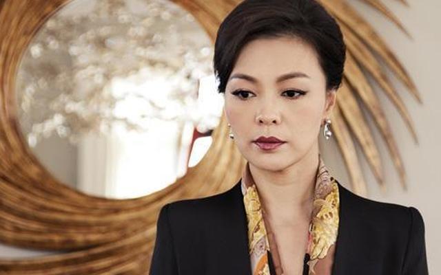 她曾参演红楼梦中的秋桐一角遇到作家成为了人们羡慕的情侣