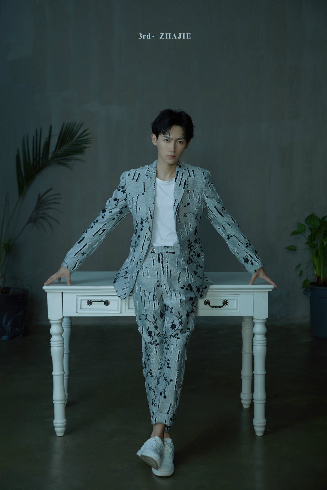 演员查杰0814出道三周年 时间见证演员品格与暴风成长|查杰|品格|写真