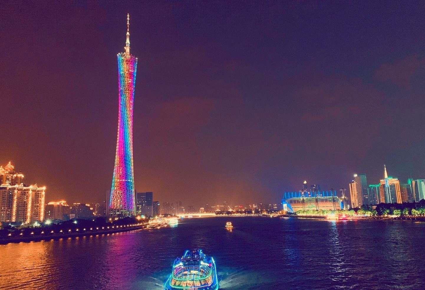 广州准备用美味留下全国游客的小蛮腰还建个塔让你合影留念