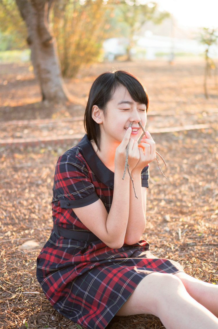 那纯情伊人的短发靓丽文雅小女子|邻家|笑容|姑娘_新浪新闻