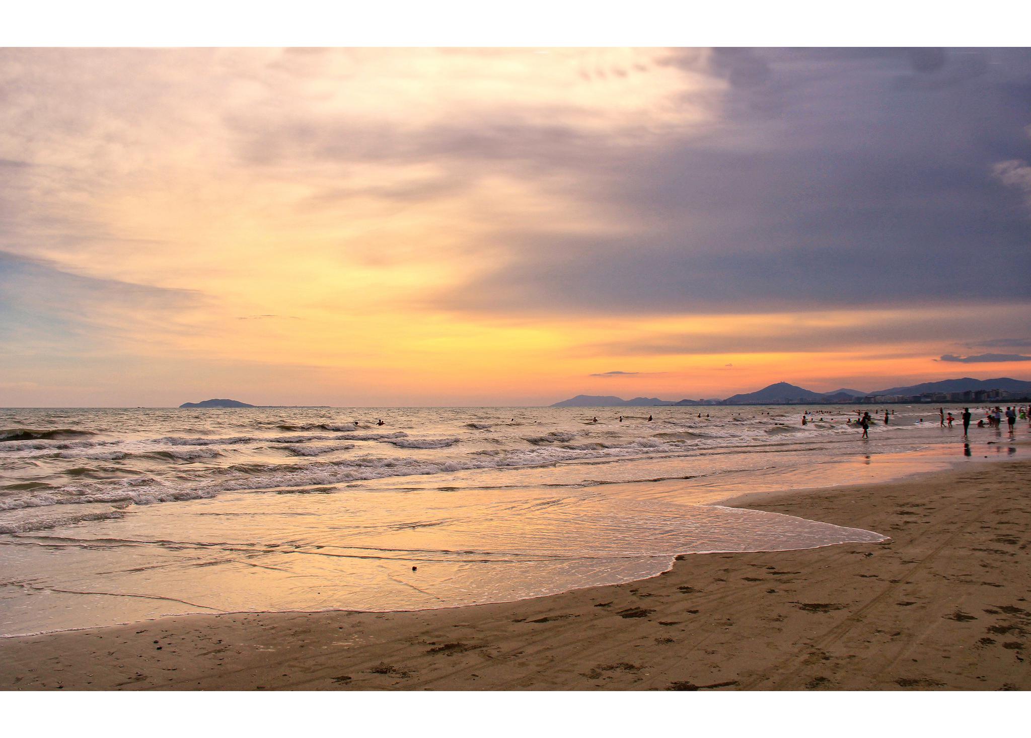 三亚湾美丽的日落