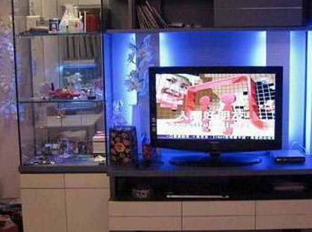 住香港的朋友,不足50平米的蜗居却有三房,这设计大写的服