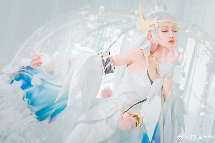 王者荣耀貂蝉逐梦之夏皮肤cos清冷貂蝉上线