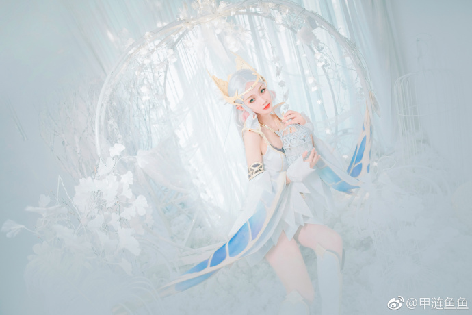 王者荣耀貂蝉逐梦之夏皮肤cos清冷貂蝉上线