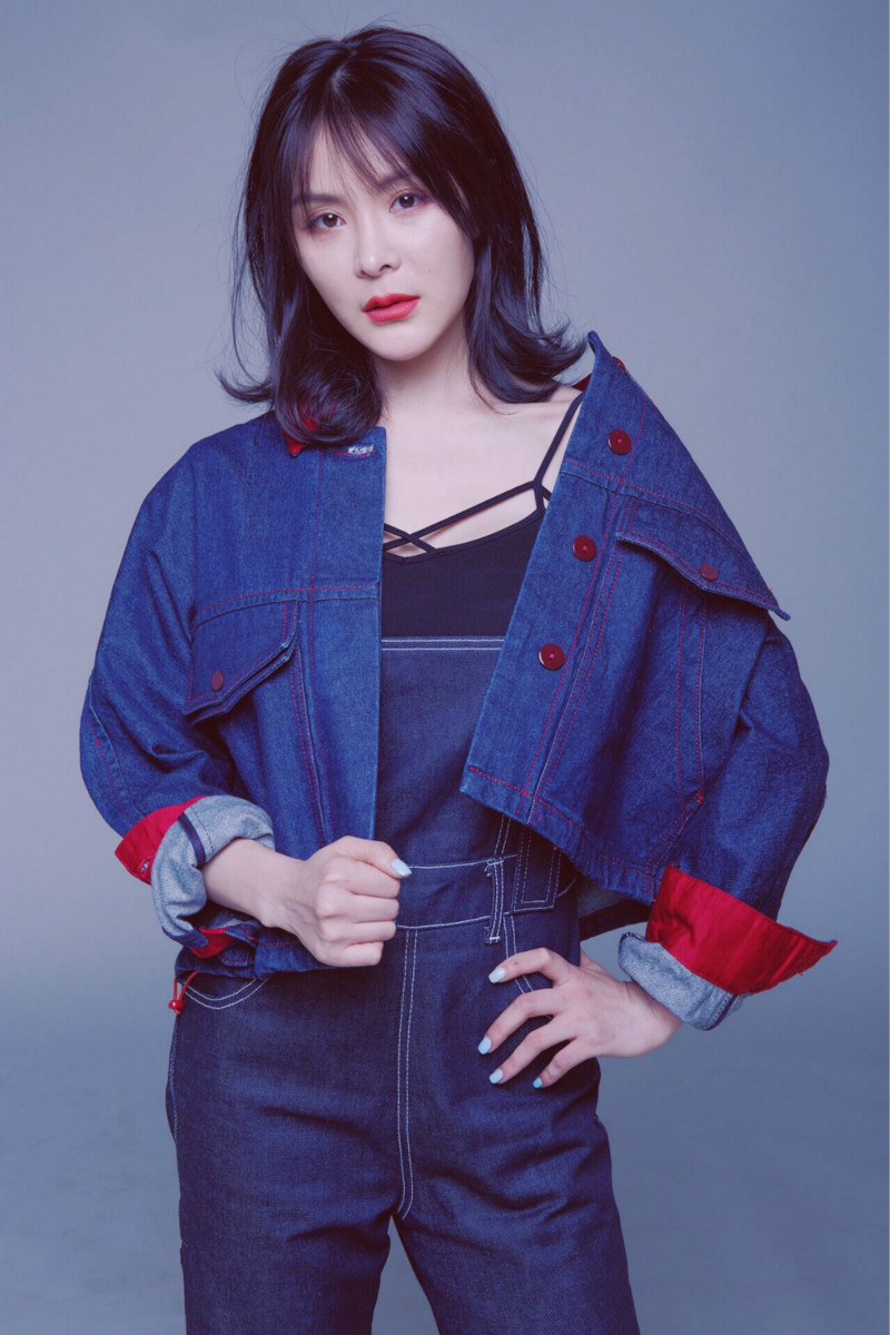 江南灵气女子李佳熹用真性情诠释每一个角色