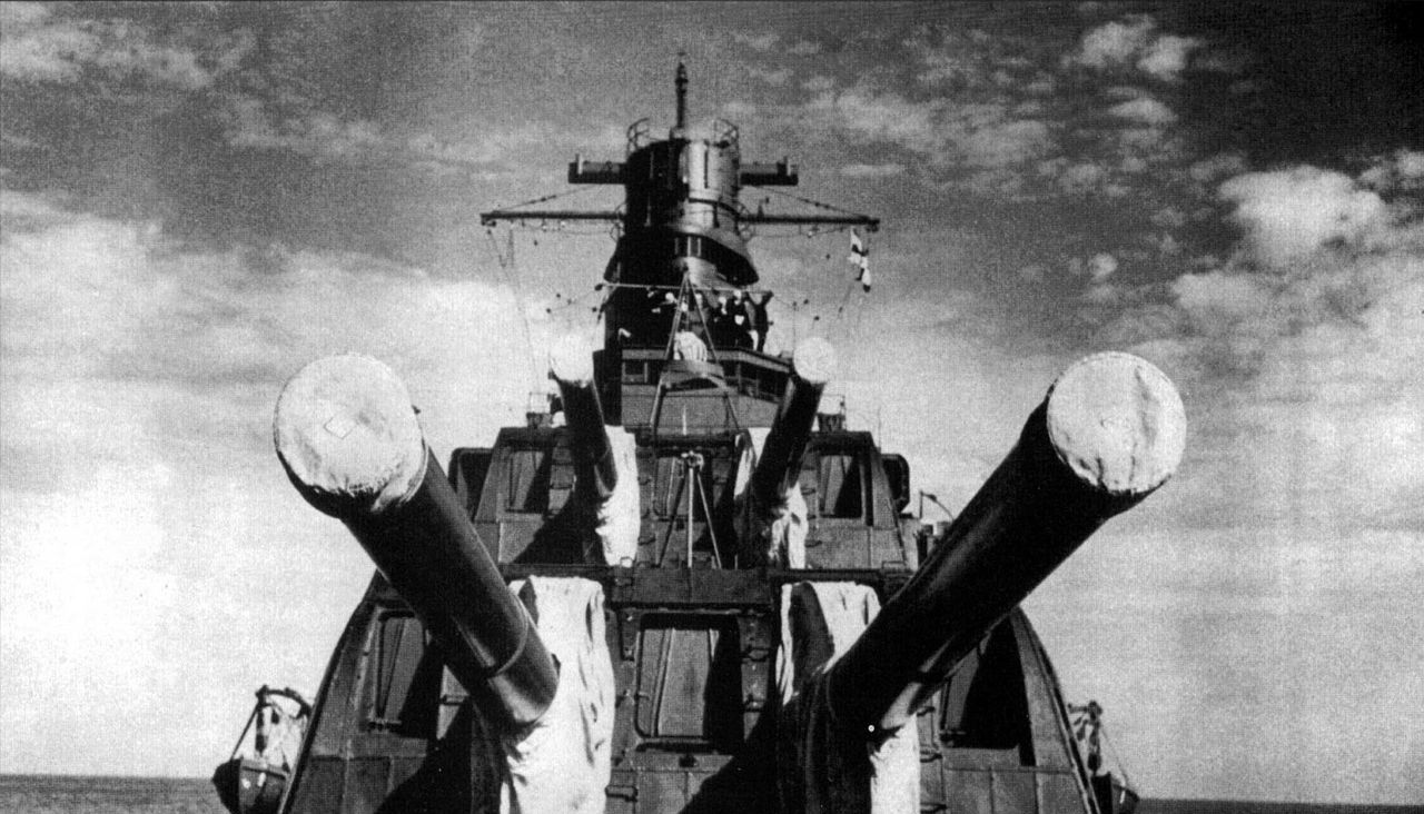 1926年旧日本海军第一型重巡洋舰——“古鹰”级重巡洋舰_新浪新闻