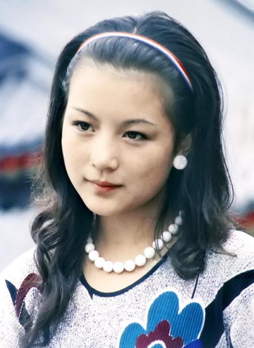 87版《红楼梦》"史湘云"近照曝光,褪去明星光环当老师培养新人|郭霄珍