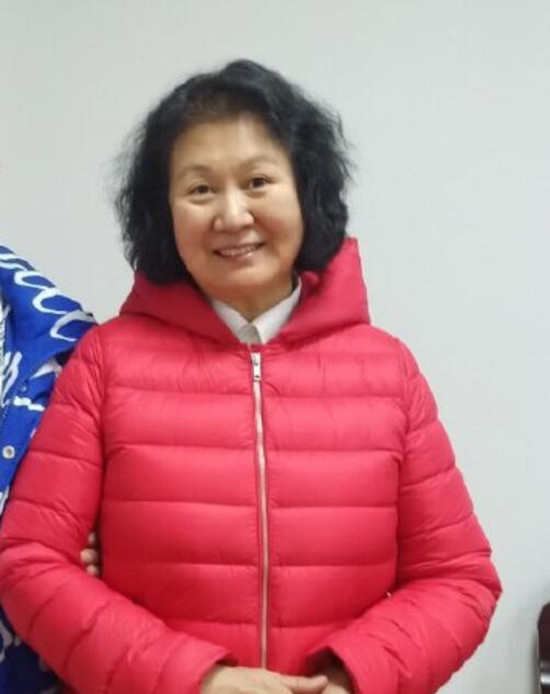 近年来,黄晓娟开始转向影视圈发展,曾出演过《歪打正着》《女人当官》