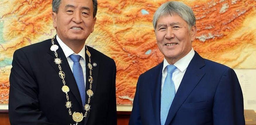 一枪击中心脏:吉尔吉斯检方认为,前总统狙杀了特种部队中校