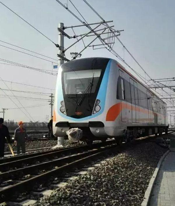 天津地铁5号线的特殊走向结合了半环线与骨干线的功能