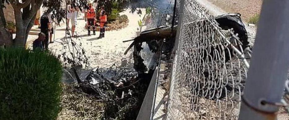 父亲带着两个孩子坐直升机去庆生，发生事故不幸全都身亡休闲区蓝鸢梦想 - Www.slyday.coM