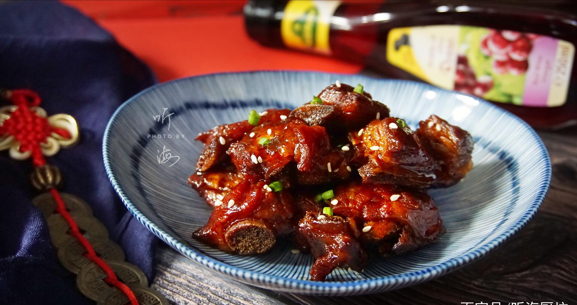 糖醋排骨不熬糖色,不油炸,酸甜可口不油腻,软烂脱骨,从没失败