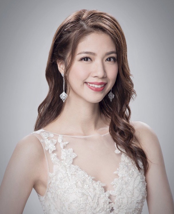 为香港争光 港姐冠军陈小华大热夺中华小姐冠军|大热|呼拉圈|陈晓华