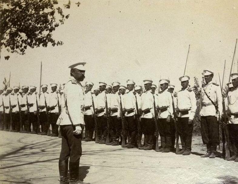 部队文职可以享受随军待遇吗？