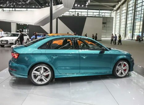 扮猪吃老虎，外观像20万的车，却有400匹马里，路上遇到别挑畔