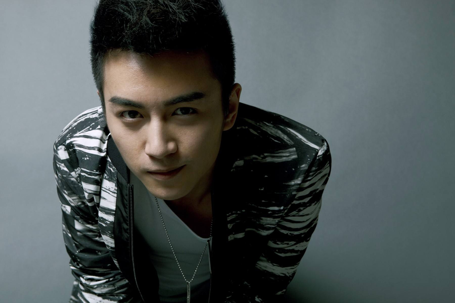 陈晓"剪辑式"扣篮炫酷有范儿