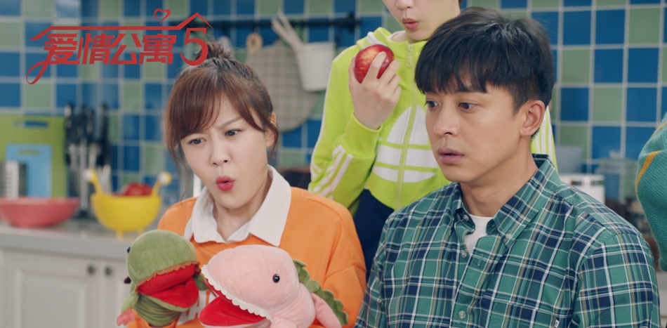 《爱情公寓5》用心做喜剧 “弹幕公寓”开启互动玩法