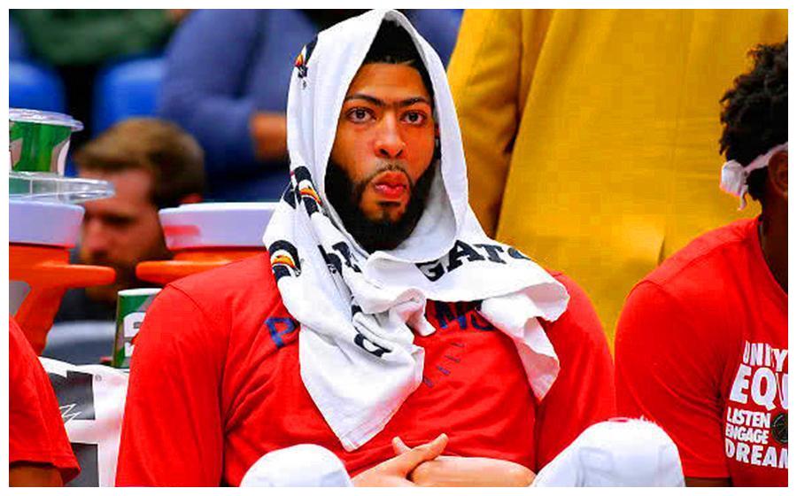 浓眉哥赛中举动激怒鹈鹕女老板 woj:然后鹈鹕总经理被炒了鱿鱼|盖尔