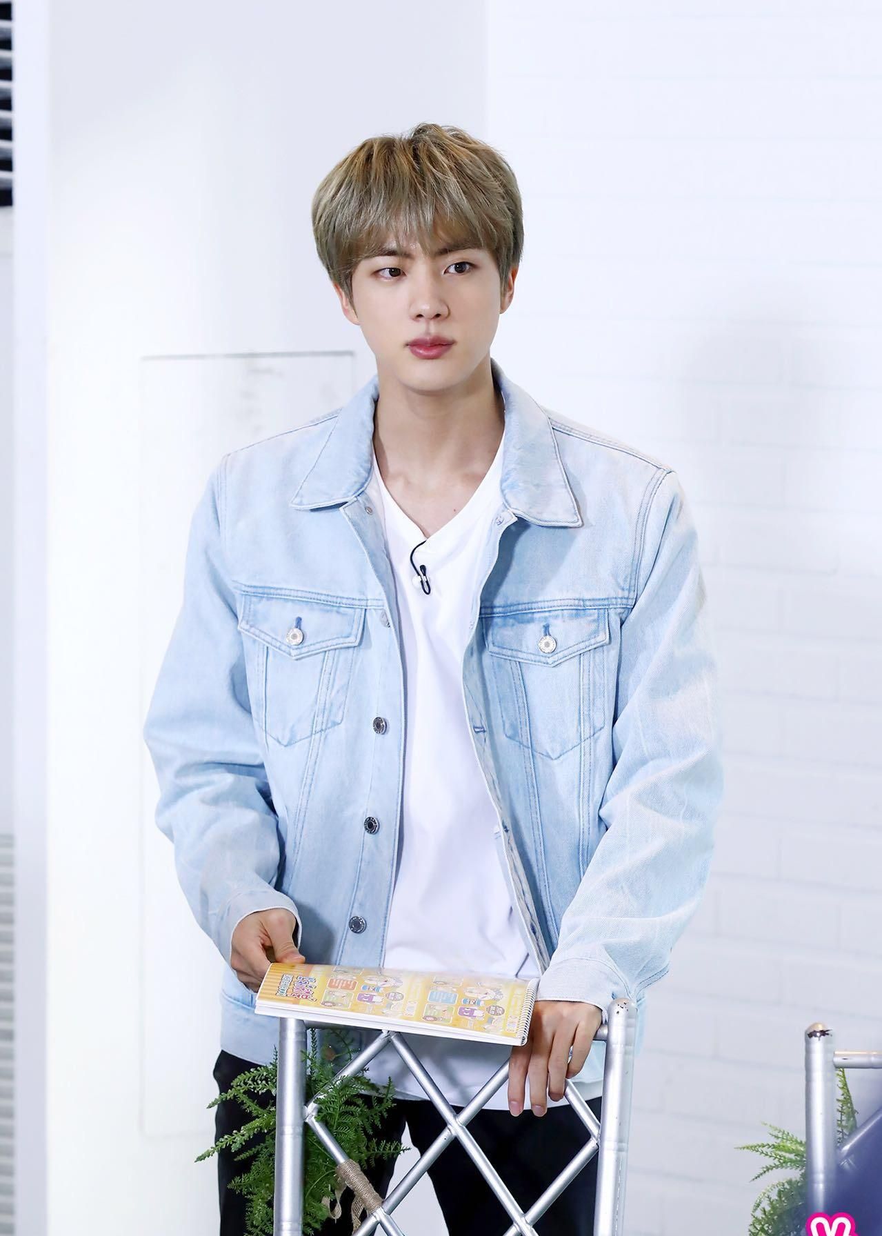 美食大竞猜之舌尖上的防弹少年团runbts自制团综成员图集