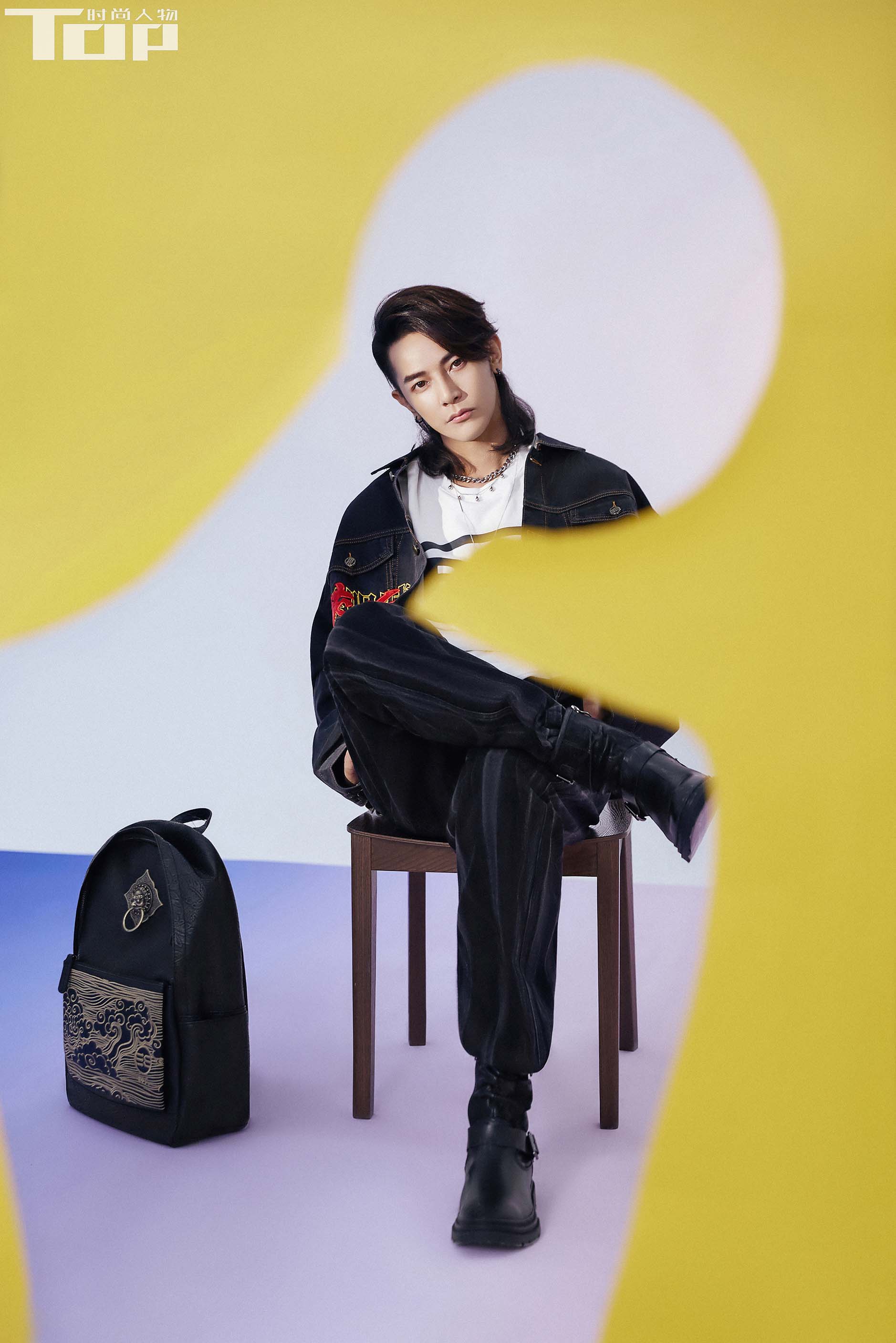 汪东城初春写真曝光  色彩单品夺目致敬春日生