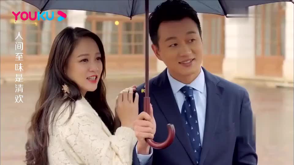 势利男后悔娶了老女人,竟花言巧语哄美女回来,不料美女反应亮了_新浪新闻