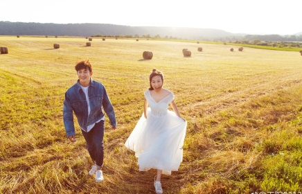 王阳婚纱照曝光妻子是饰演过十八岁的天空王颂荏的演员高斯