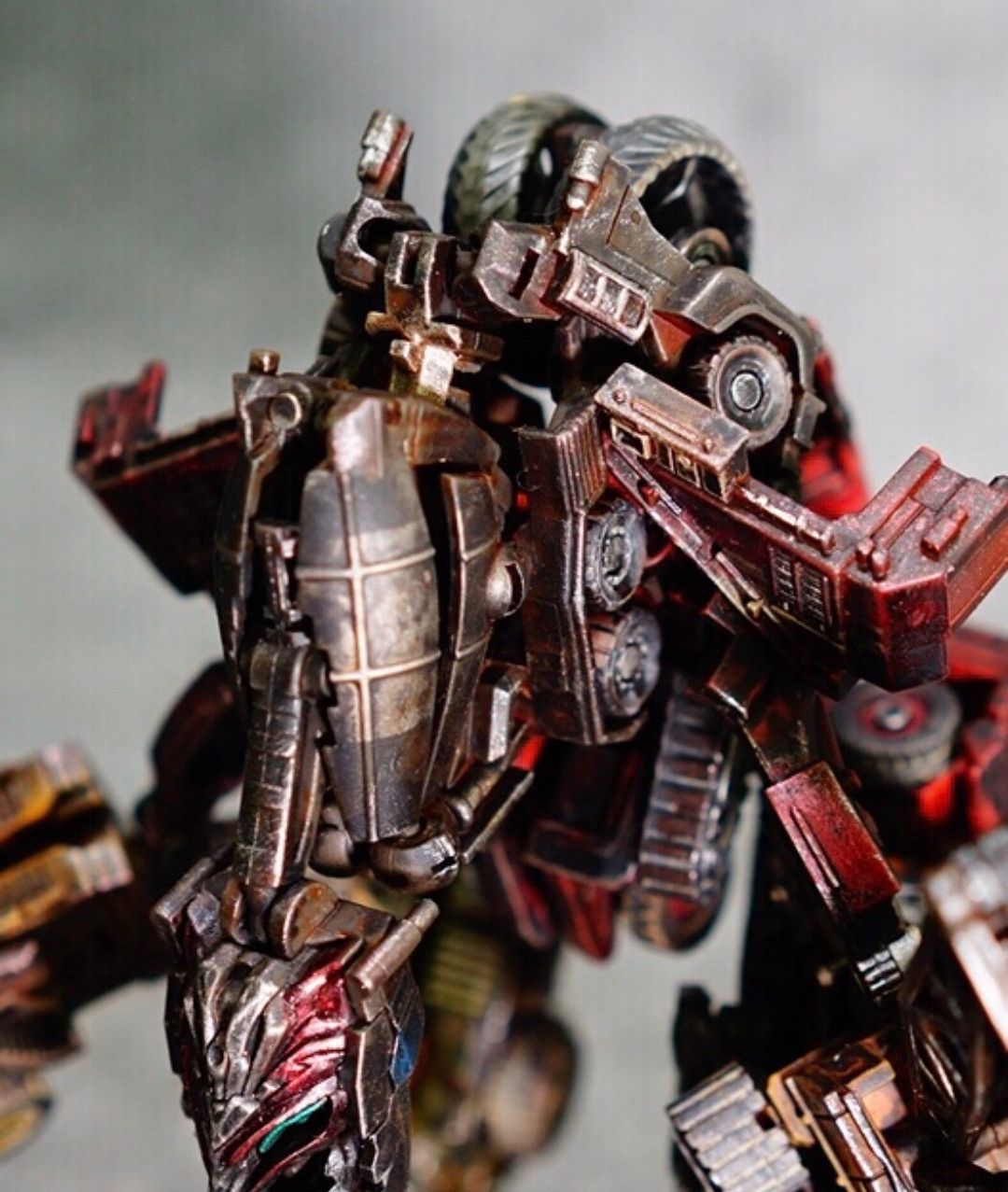 手办模型涂装:变形金刚传奇级大力神重新涂装效果展示