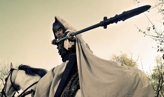 在94版《三国演义》由张山老师出演赵云,这一版《三国演义》可以说最