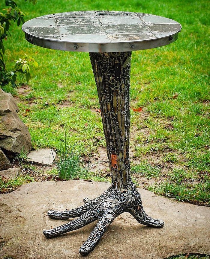 艺术家将废弃的旧金属,经过焊接处理,变成了惟妙惟肖的艺术品!