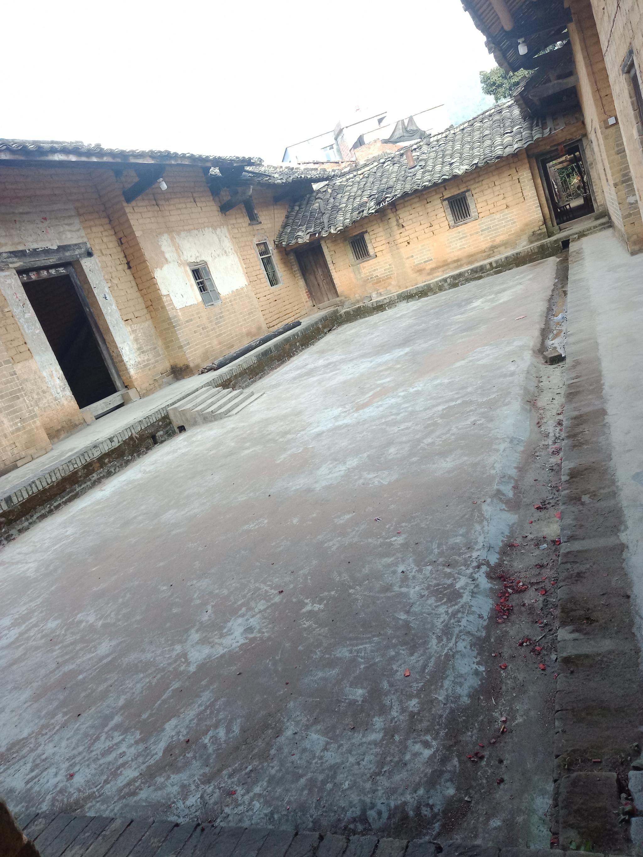 农村土房子景象