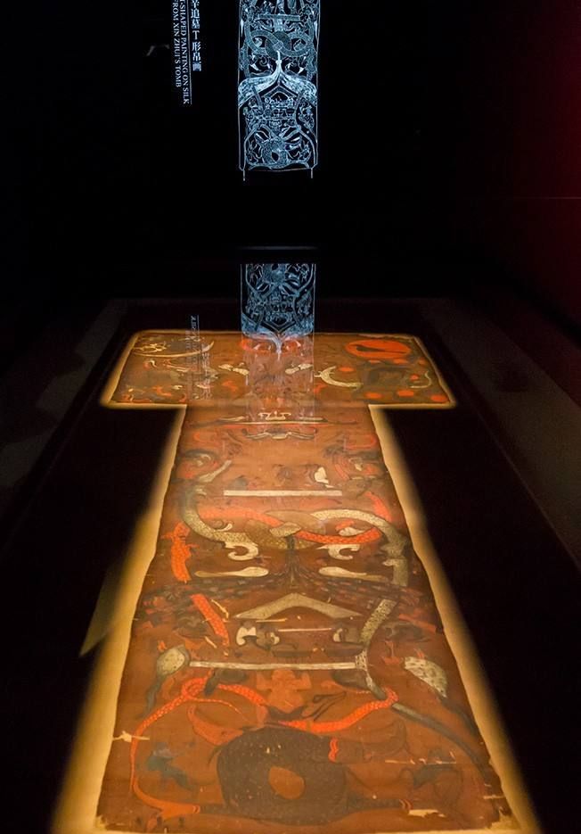 长沙马王堆汉墓出土的珍贵文物,以及"东方睡美人"辛追夫人