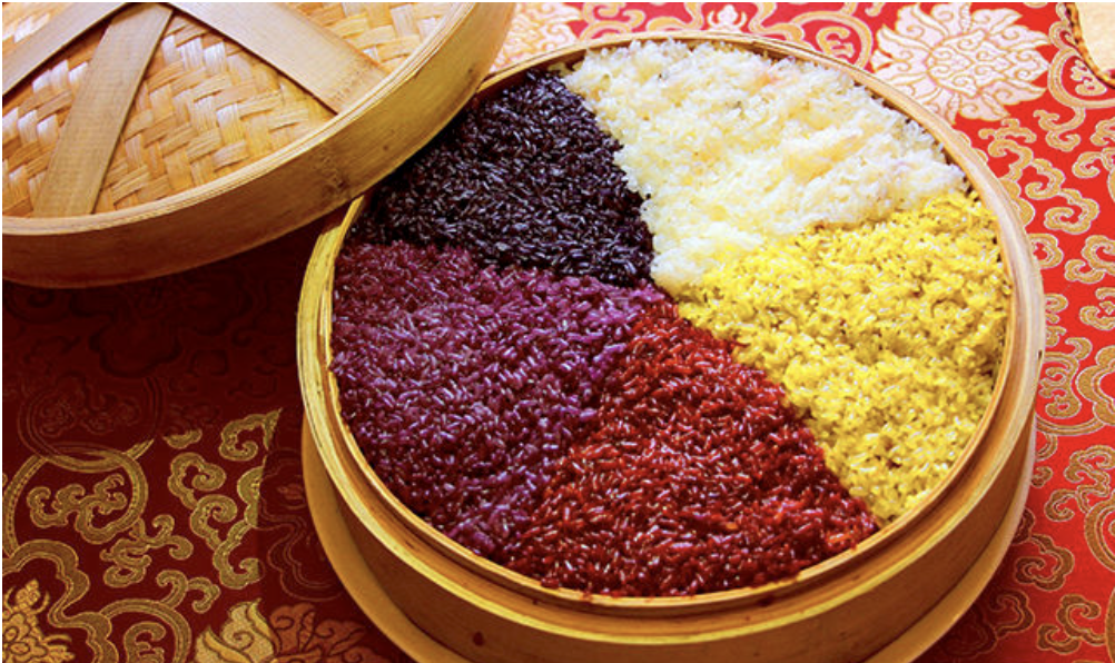 广西壮族三月三,吃五色糯米饭,色彩全来自植物染色,绝了