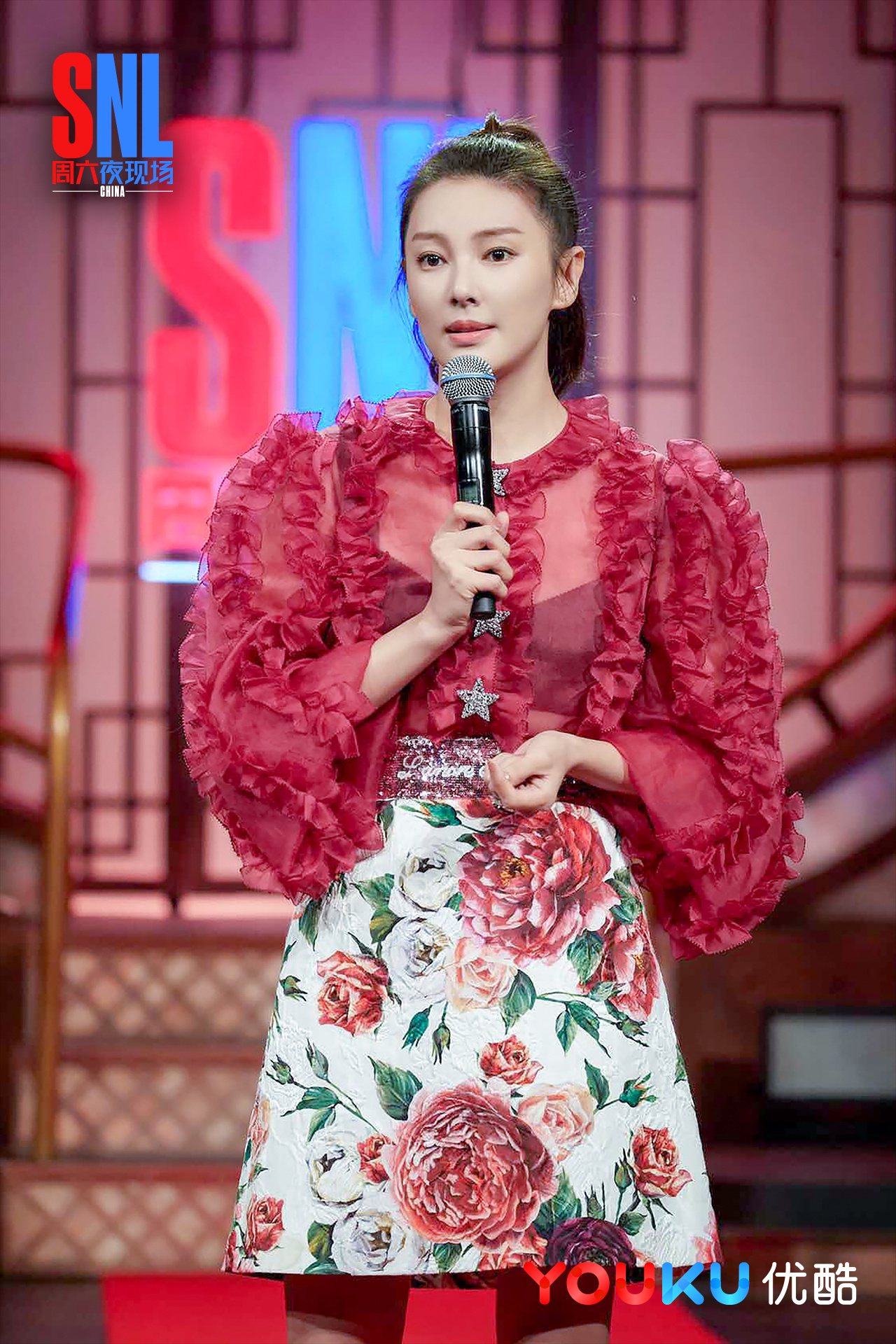 明晚6点张雨绮《周六夜现场》爆笑演绎"创造202",见证c位出道