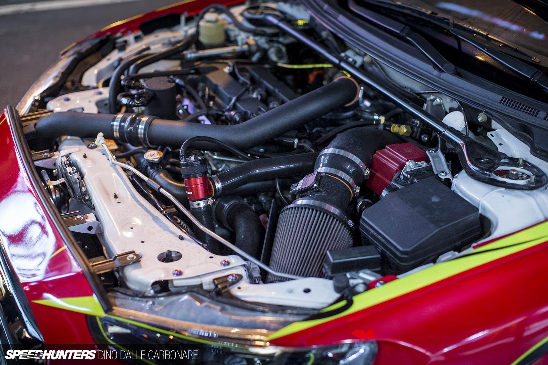 varis套件与800匹的碰撞,这部手动挡的evo 10真的很暴力!