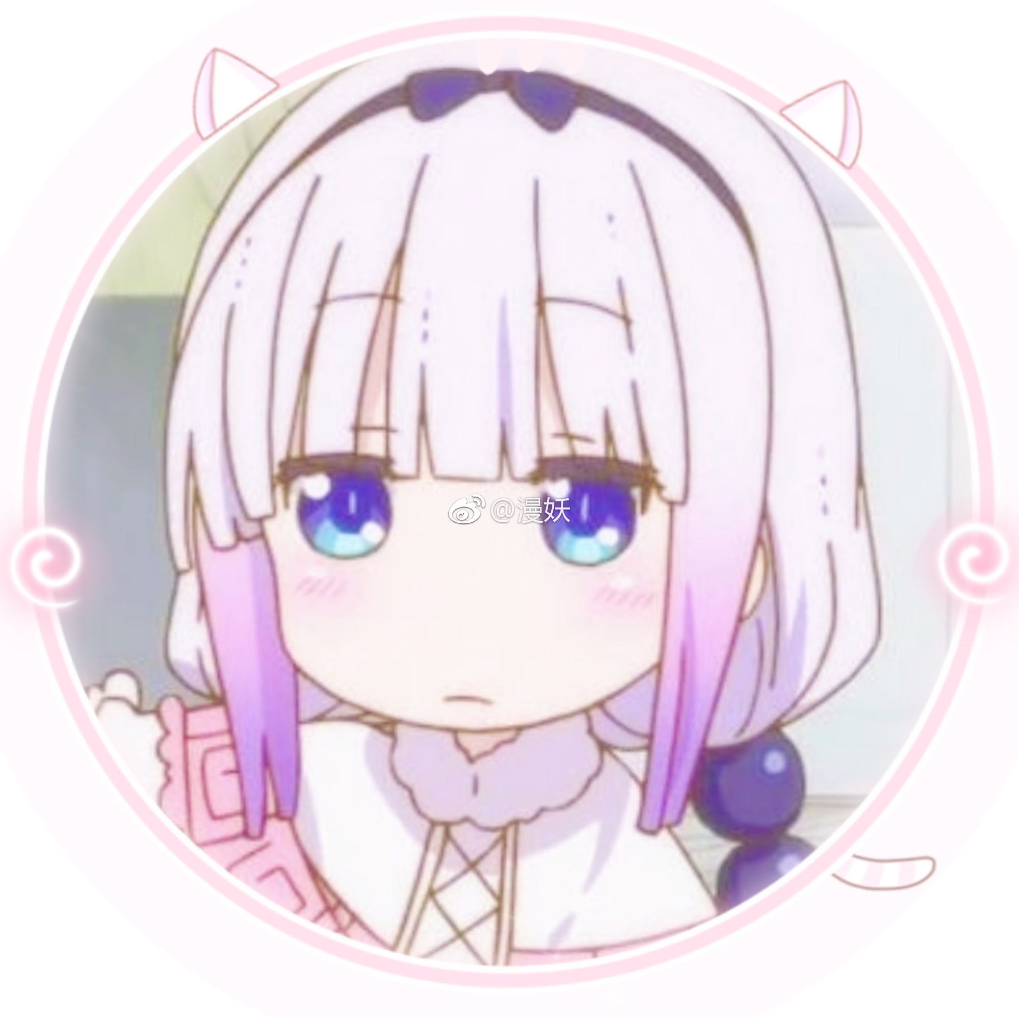 77动漫头像 《小林家的龙女仆》康娜卡姆依77 吃东西的康娜小天使